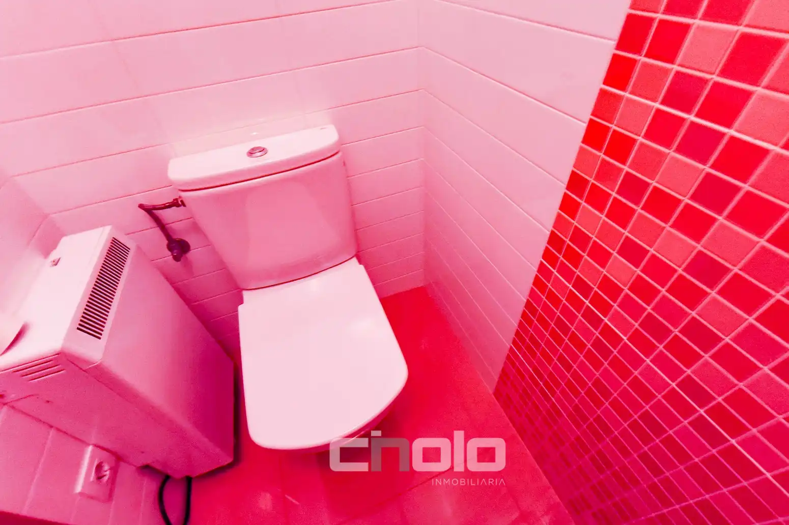 Baño de Piso en venta en Lugo con Calefacción y Amueblado