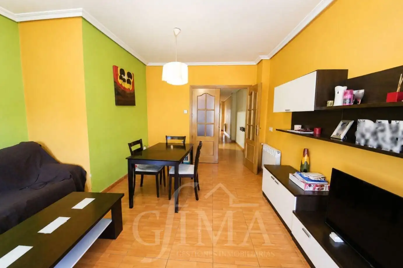 Sala de estar de Piso en venta en Tomelloso con Calefacción, Amueblado y Balcón