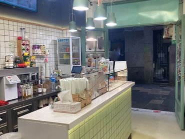Local comercial en traspàs a Ciutat Vella