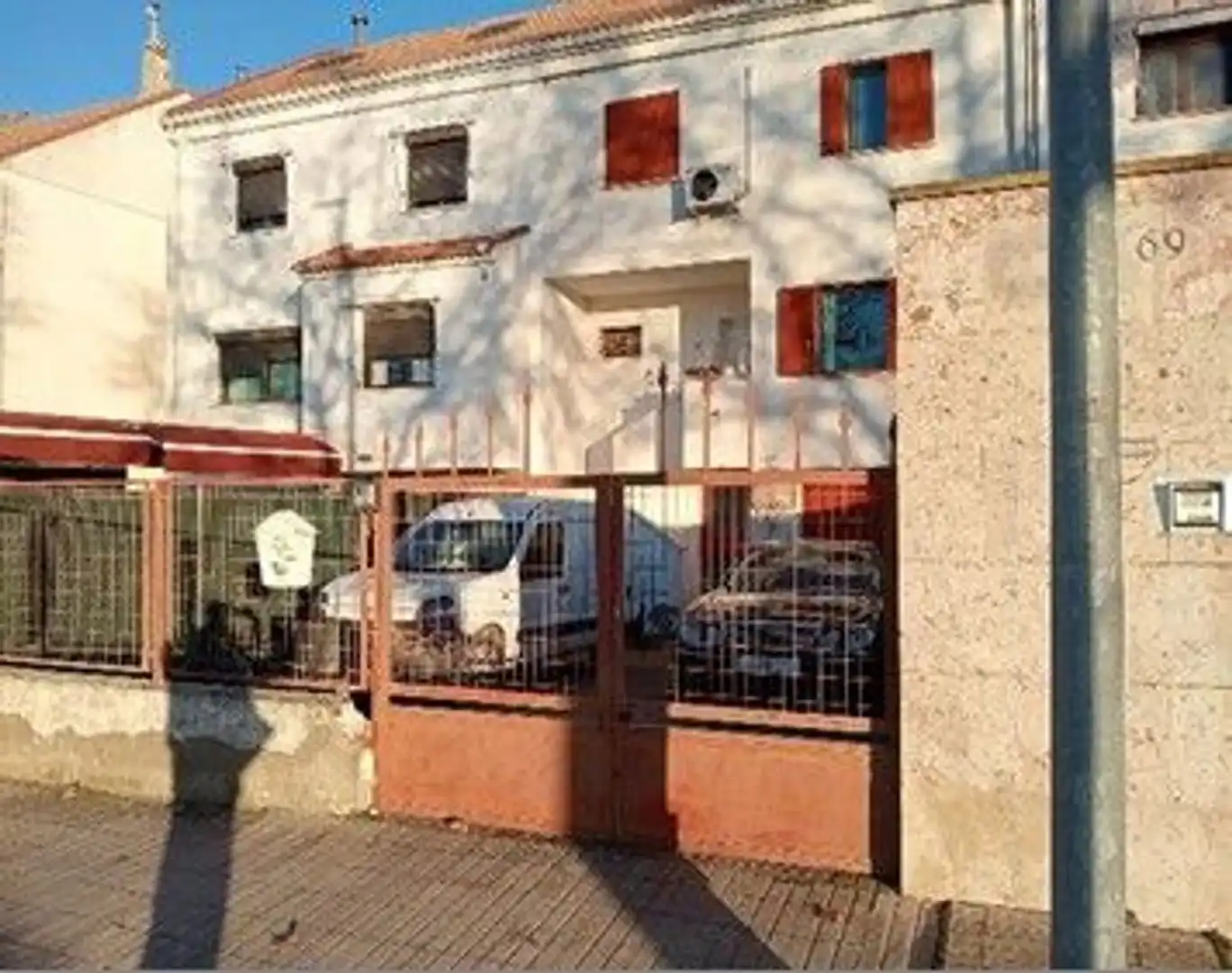 Außenansicht von Haus oder Chalet zum Verkauf in Ciudad Real mit Abstellraum