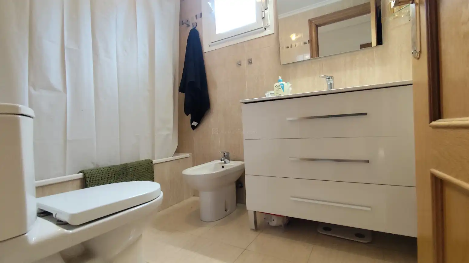 Badezimmer von Wohnung zur Miete in Villamediana de Iregua mit Heizung, Parkett und Terrasse
