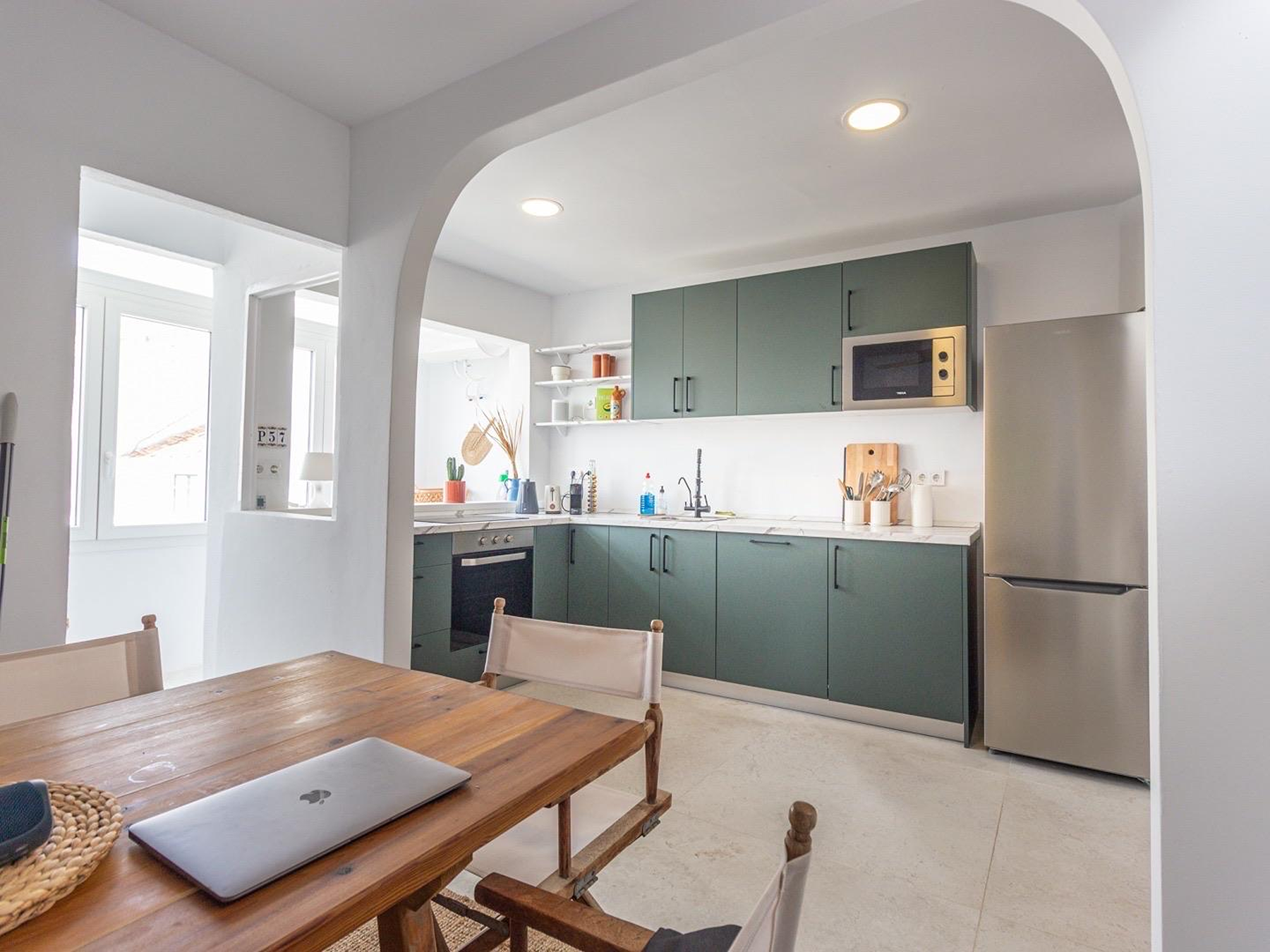 Cuina de Apartament en venda en Maó amb Aire condicionat i Terrassa