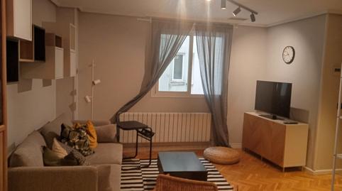 Foto 2 de Apartament en venda a Calle de la Batalla del Salado, Delicias,  Madrid Capital