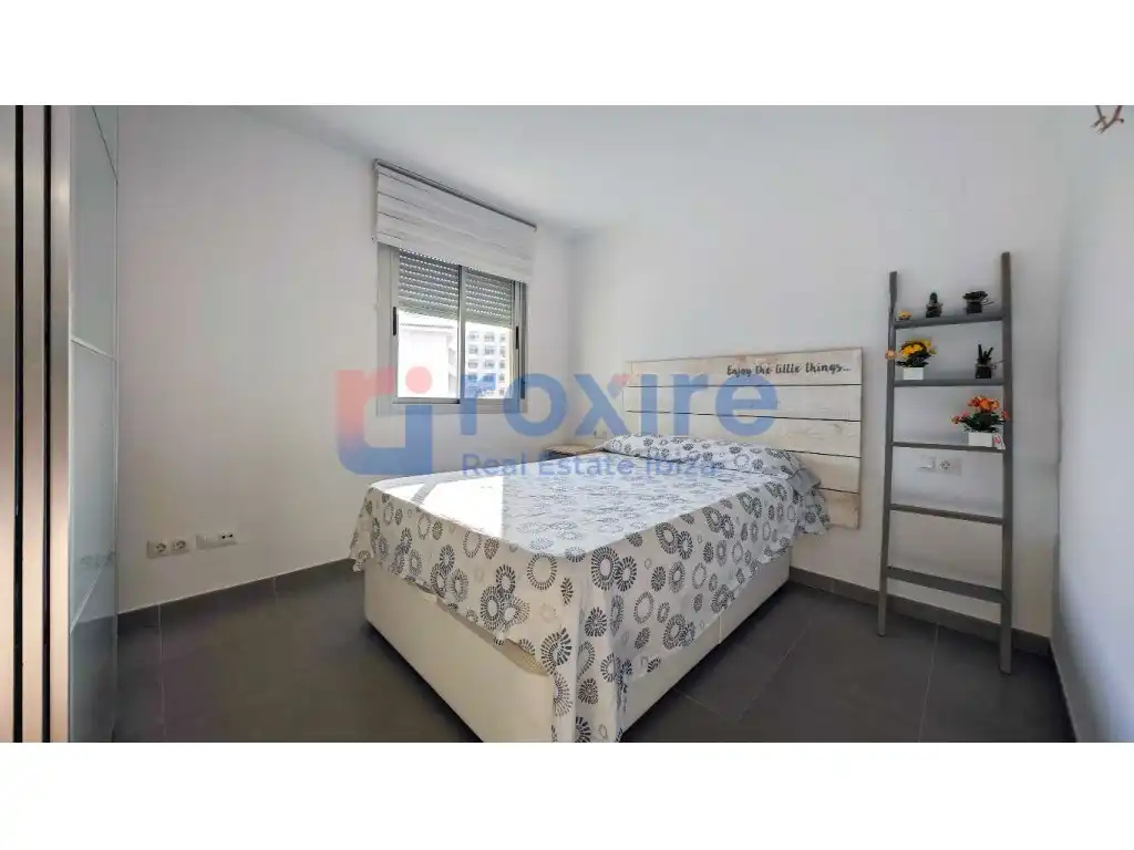 Schlafzimmer von Wohnung zur Miete in Sant Josep de sa Talaia mit Klimaanlage, Heizung und Terrasse