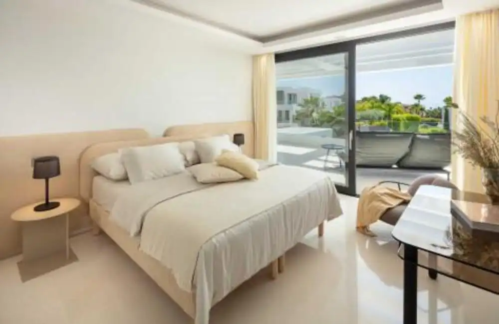 Casa con terraza en venta en Nueva Andalucía, imagen 8