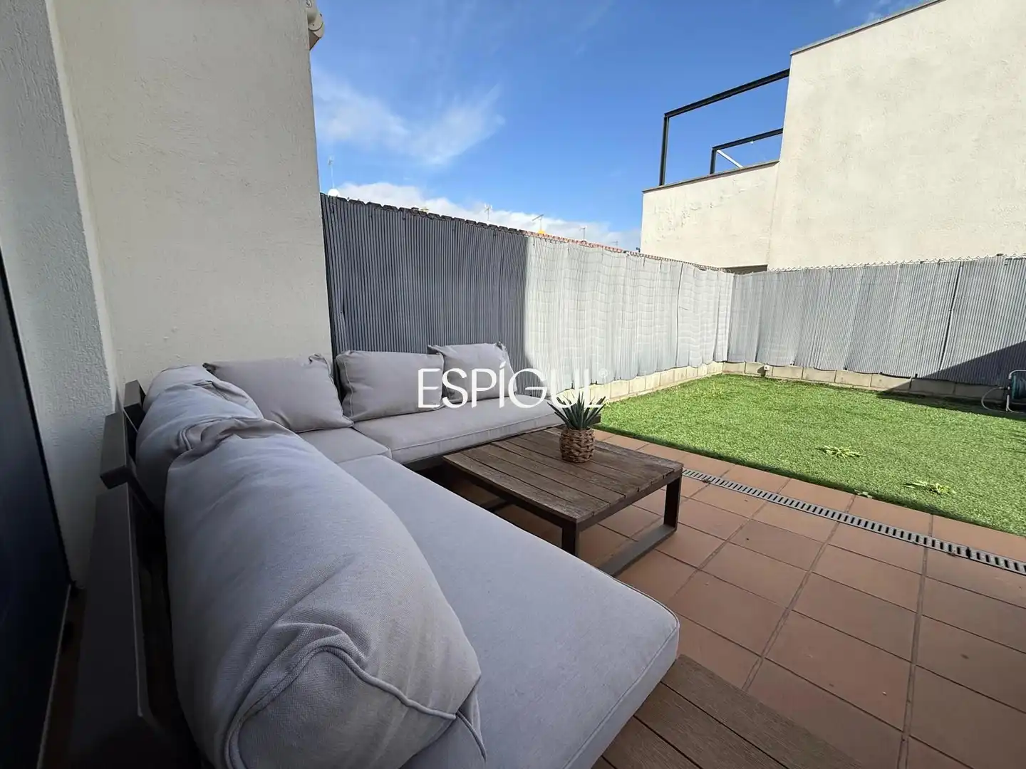 Casa en venda a Montseny 33