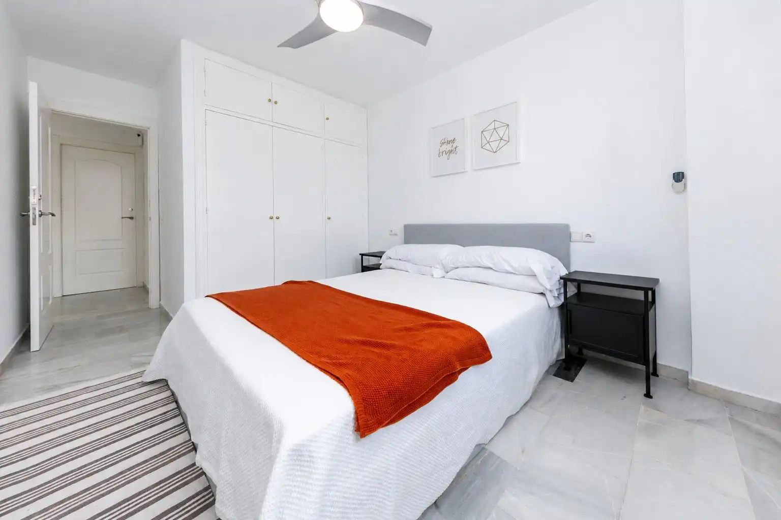 Habitación de Apartamento en venta en Fuengirola con Aire acondicionado, Terraza y Balcón