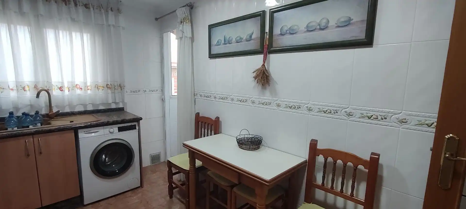 Kitchen of Flat for rent in Paiporta  with Air Conditioner, Heating and Storage room