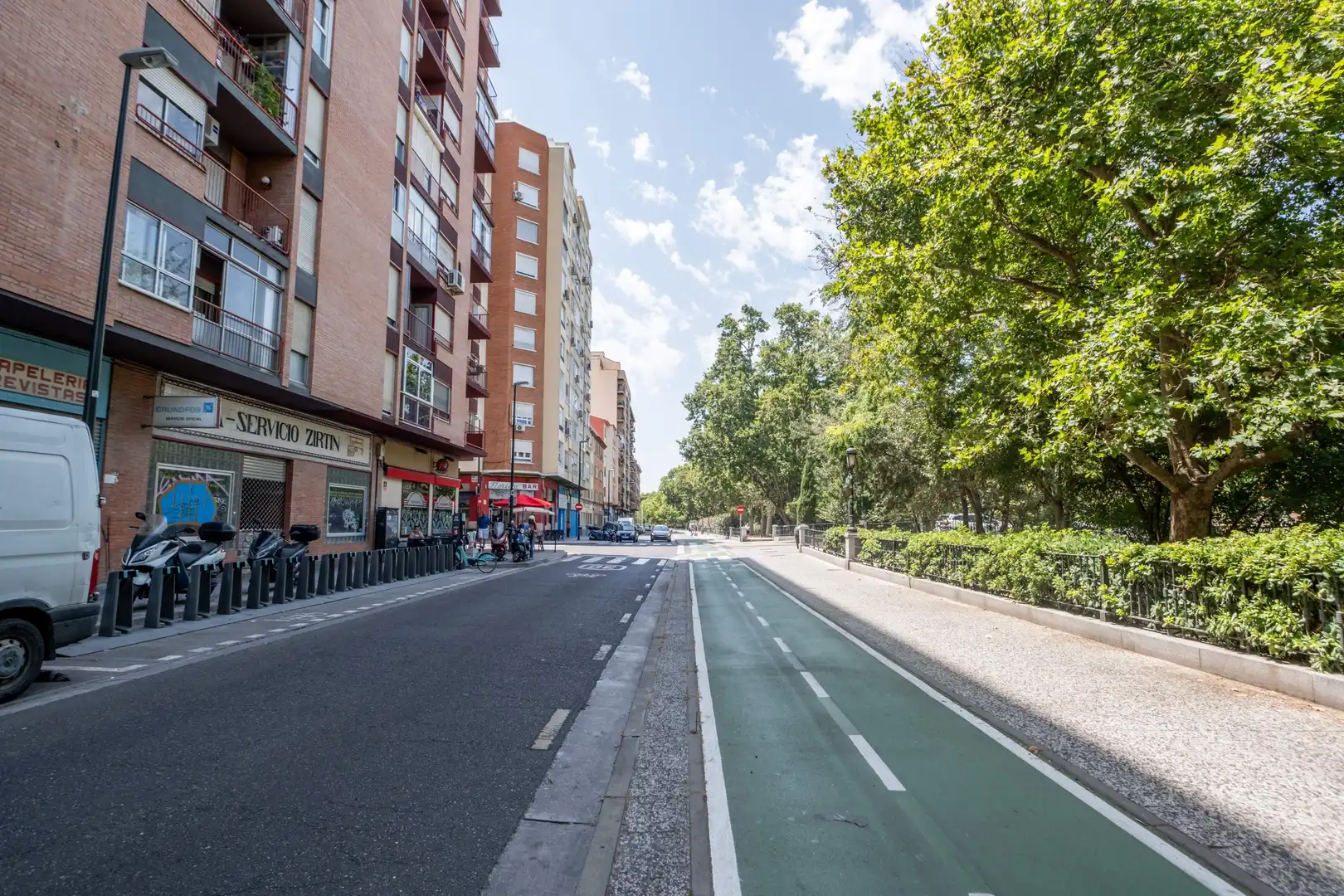 Vista exterior de Pis en venda en Zaragoza amb Calefacció i Terrassa