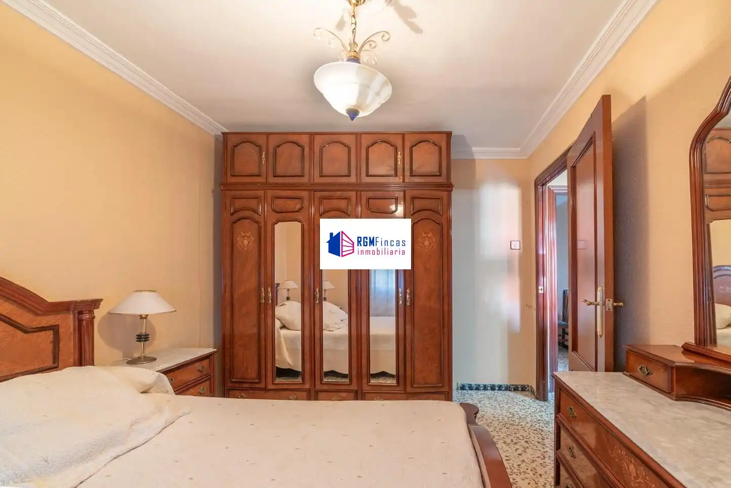 Habitación de Piso en venta en Sevilla con Aire acondicionado