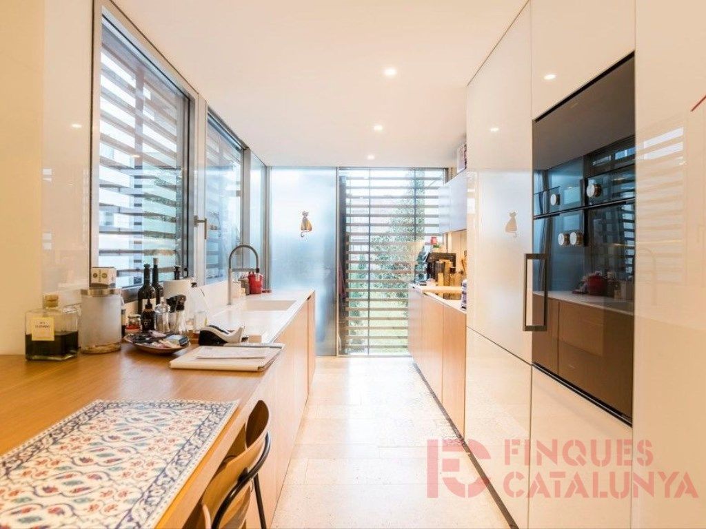 Kitchen of Attic for sale in Girona Capital
