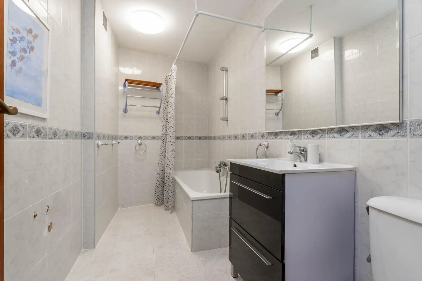 Badezimmer von Wohnung zur Miete in La Zubia mit Klimaanlage