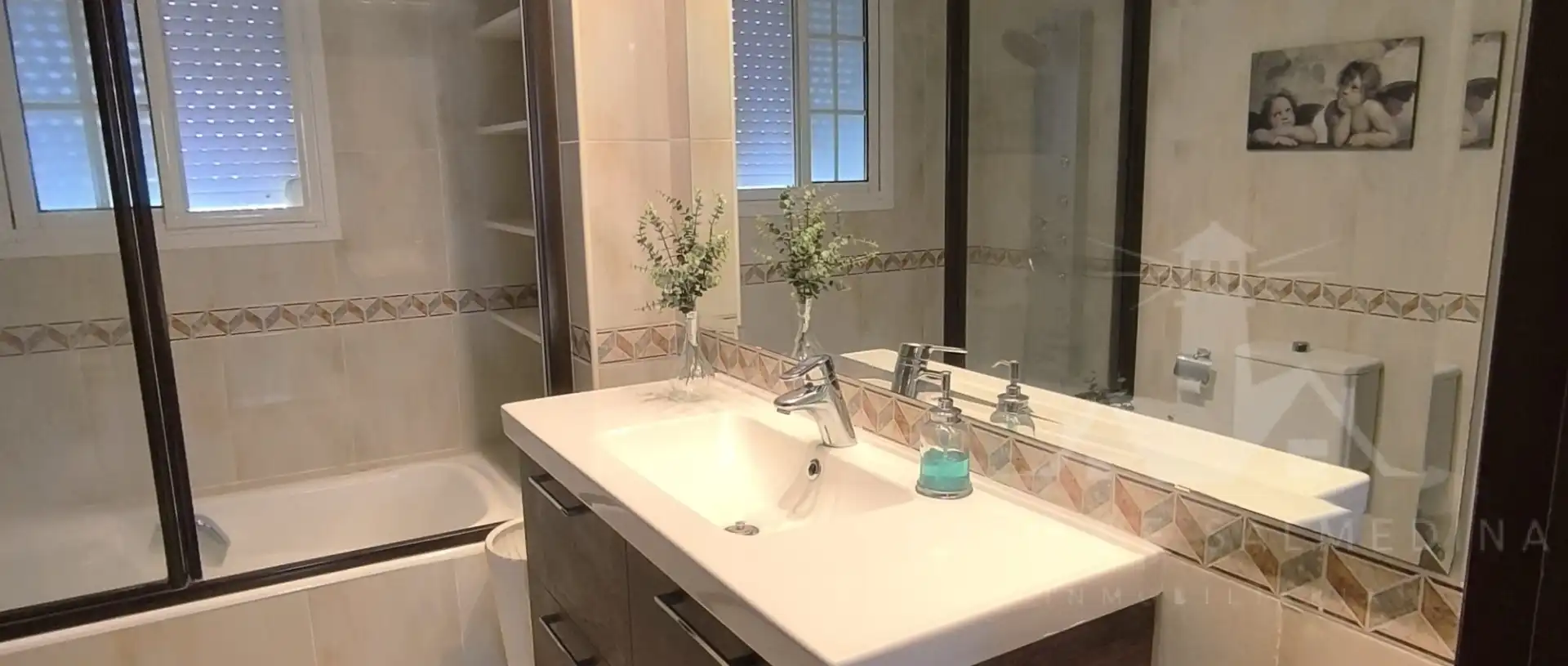 Bathroom of Flat for sale in Rota  with Air Conditioner, Terrace and Furnished
