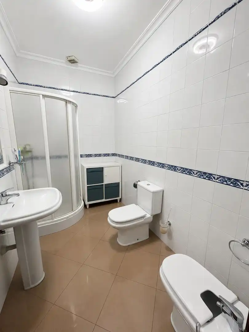 Baño de Piso en venta en Los Palacios y Villafranca con Trastero