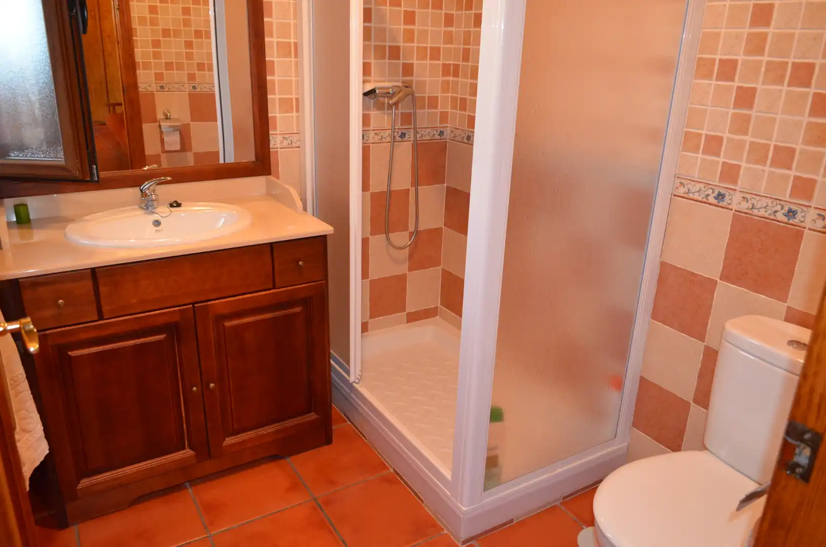Bathroom of Houses for sale in El Torno   with Air Conditioner, Heating and Furnished
