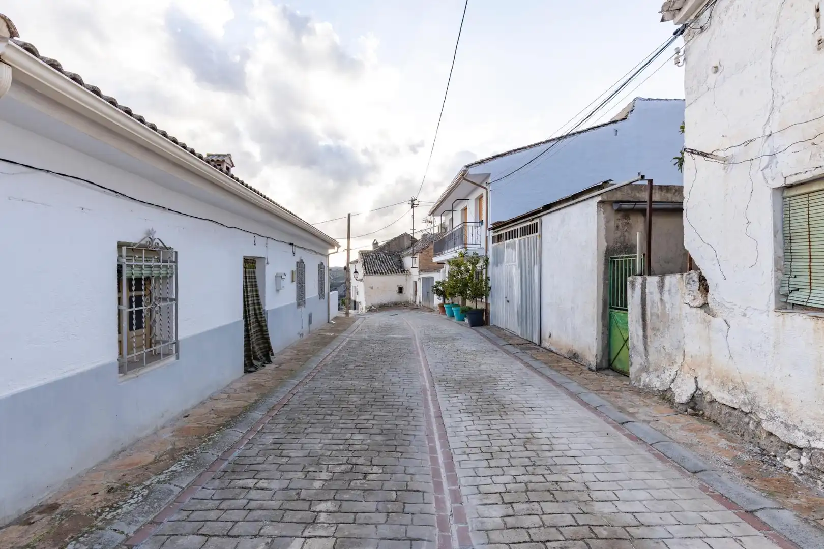 Vista exterior de Planta baja en venta en Moclín con Terraza, Amueblado y Balcón
