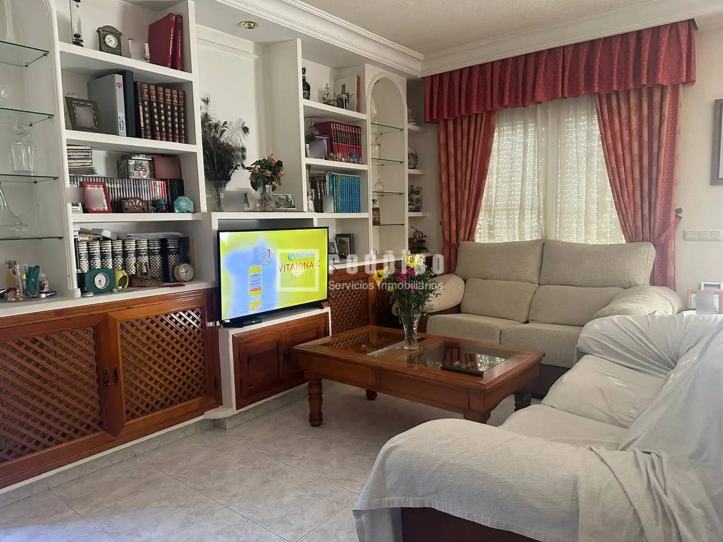 Sala d'estar de Casa o xalet en venda en Azuqueca de Henares amb Aire condicionat, Calefacció i Jardí privat