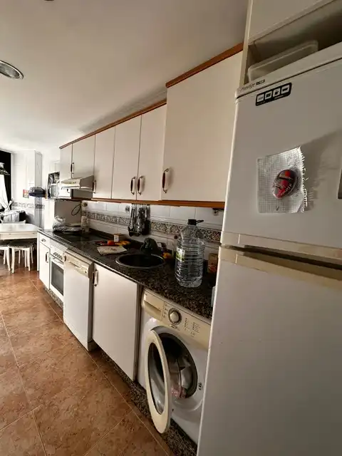 Cuina de Pis en venda en Pravia amb Calefacció, Parquet i Traster