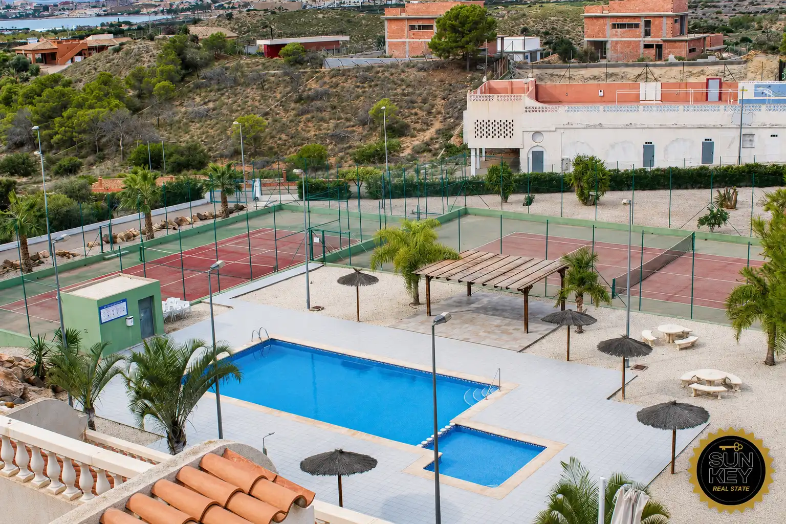 Flat with pool for sale in Pedanías Oeste