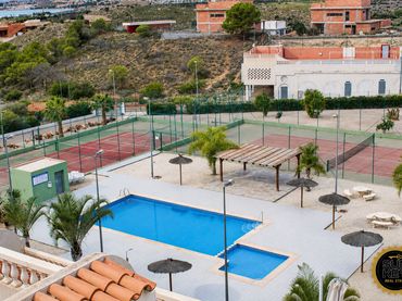 Flat with pool for sale in Pedanías Oeste