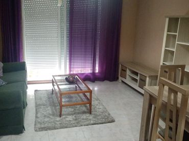 Pis amb ascensor de lloguer a Avenida Médico Ballina 159