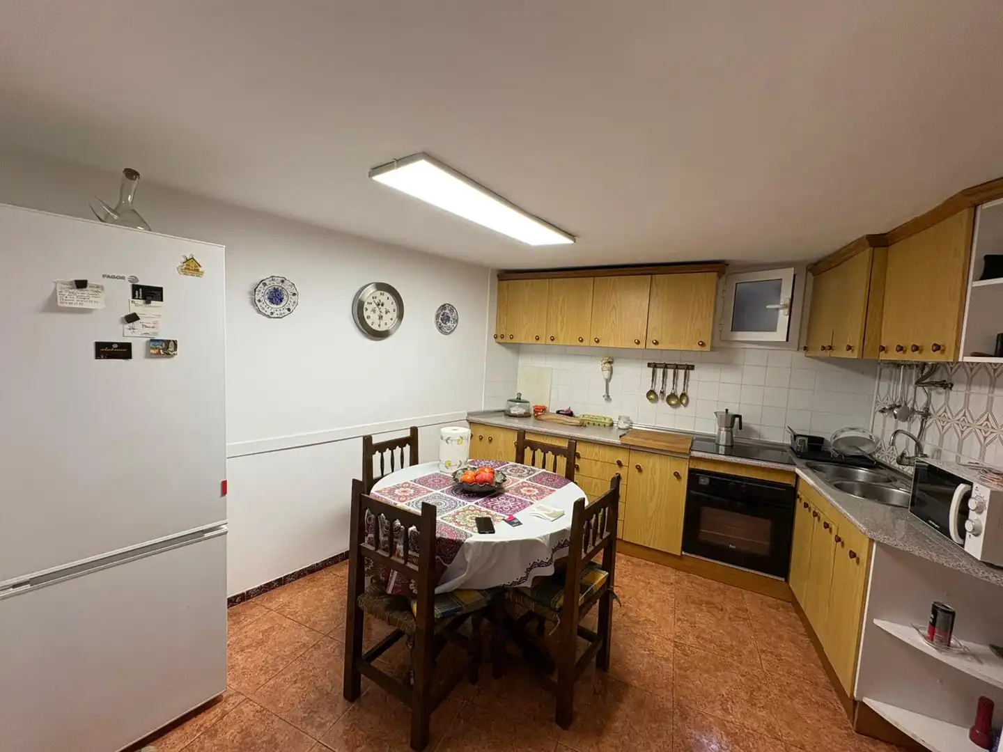Cocina de Finca rústica en venta en Fombellida con Calefacción, Terraza y Trastero
