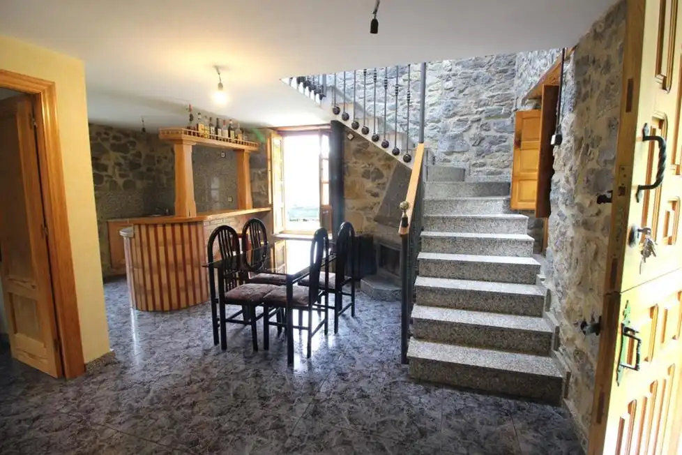 Casa o xalet en venda en Oviedo  amb Moblat
