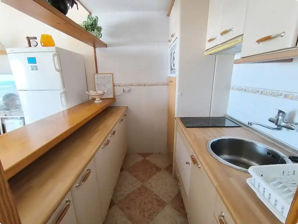 Küche von Wohnung zum Verkauf in Bellreguard mit Balkon und Gemeinschaftspool