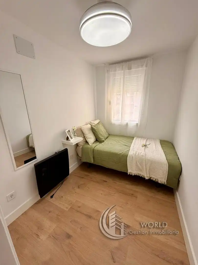 Habitación de Piso en venta en Madrid con Aire acondicionado, Calefacción y Terraza