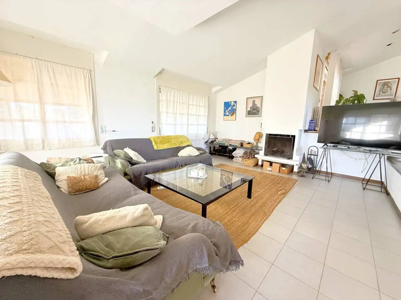 Sala d'estar de Casa o xalet en venda en L'Ametlla del Vallès amb Calefacció, Jardí privat i Terrassa