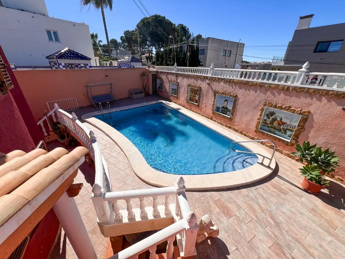 Piscina de Casa adosada en venta en Torrevieja con Calefacción, Jardín privado y Terraza