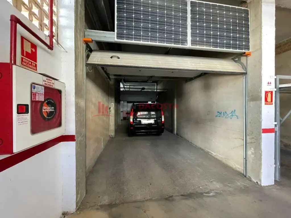 Parking of Detached homes for rent in Islantilla