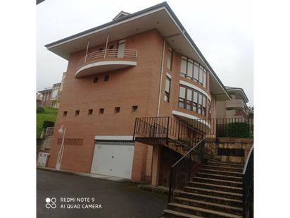 Exterior view of Duplex for sale in Piélagos  with Terrace and Balcony