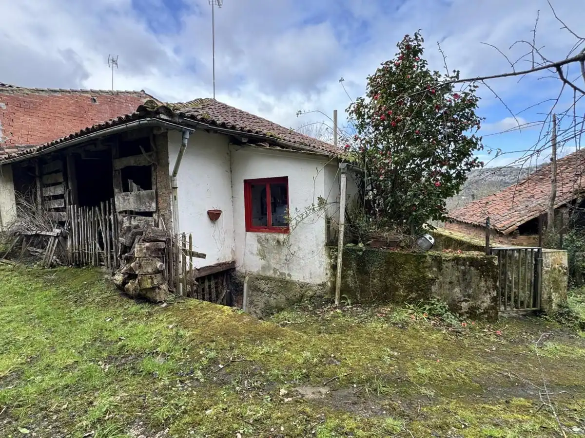 Vista exterior de Casa adosada en venta en Llanes con Terraza