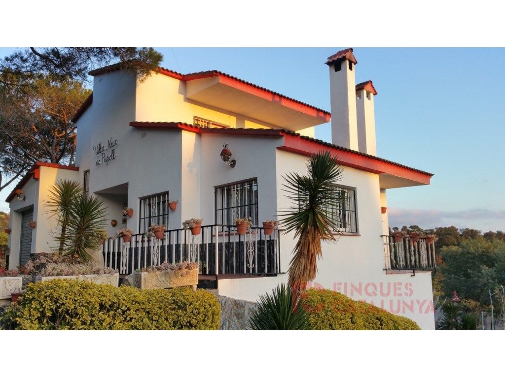 Exterior view of House or chalet for sale in Maçanet de la Selva  with Private garden, Terrace and Storage room