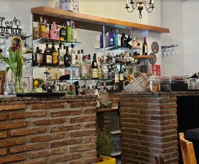 Local comercial en traspàs a Calle Salvador Allende 42