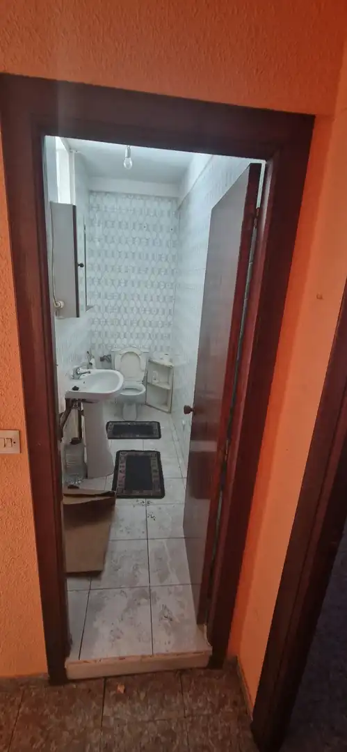 Bathroom of Office for rent in Avilés