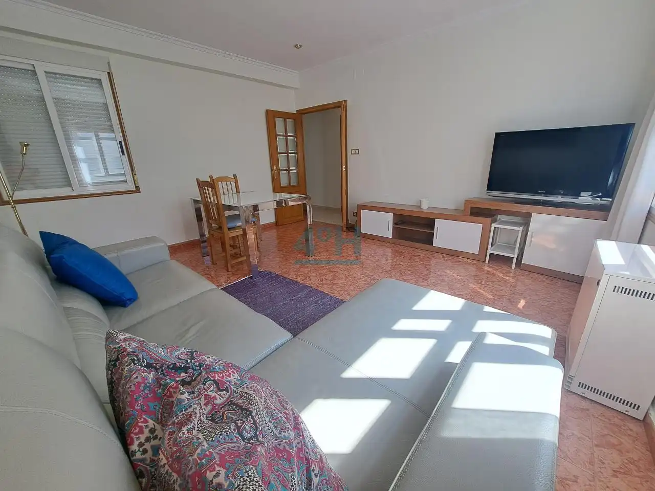 Living room of Flat for sale in Ourense Capital   with Heating, Storage room and Furnished