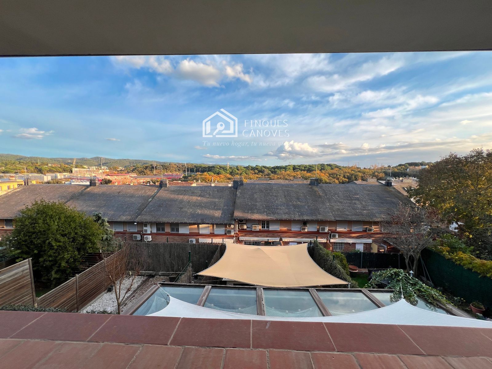 Vista exterior de Casa adosada en venta en Girona Capital con Aire acondicionado, Calefacción y Jardín privado