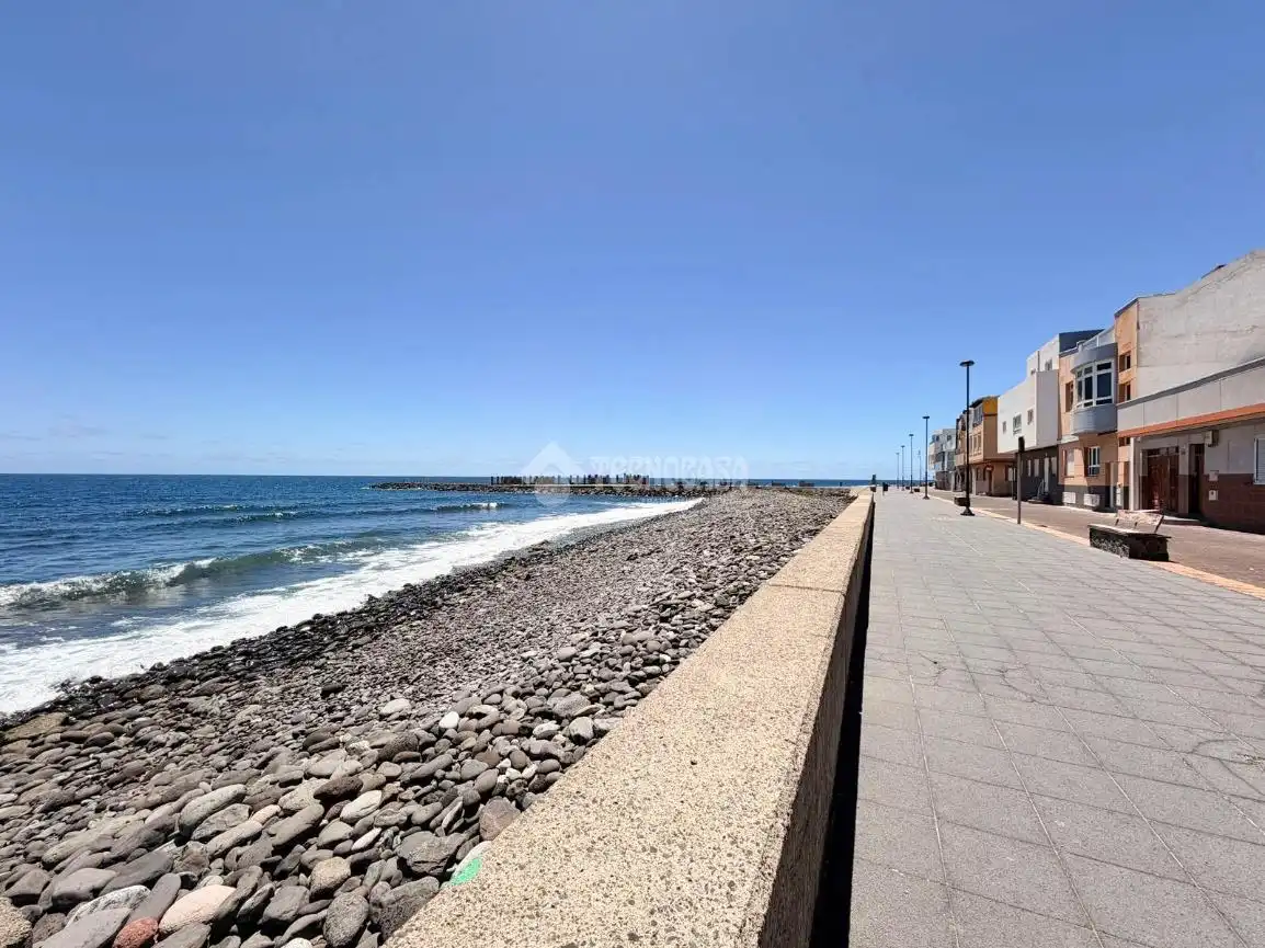 Vista exterior de Piso en venta en Ingenio