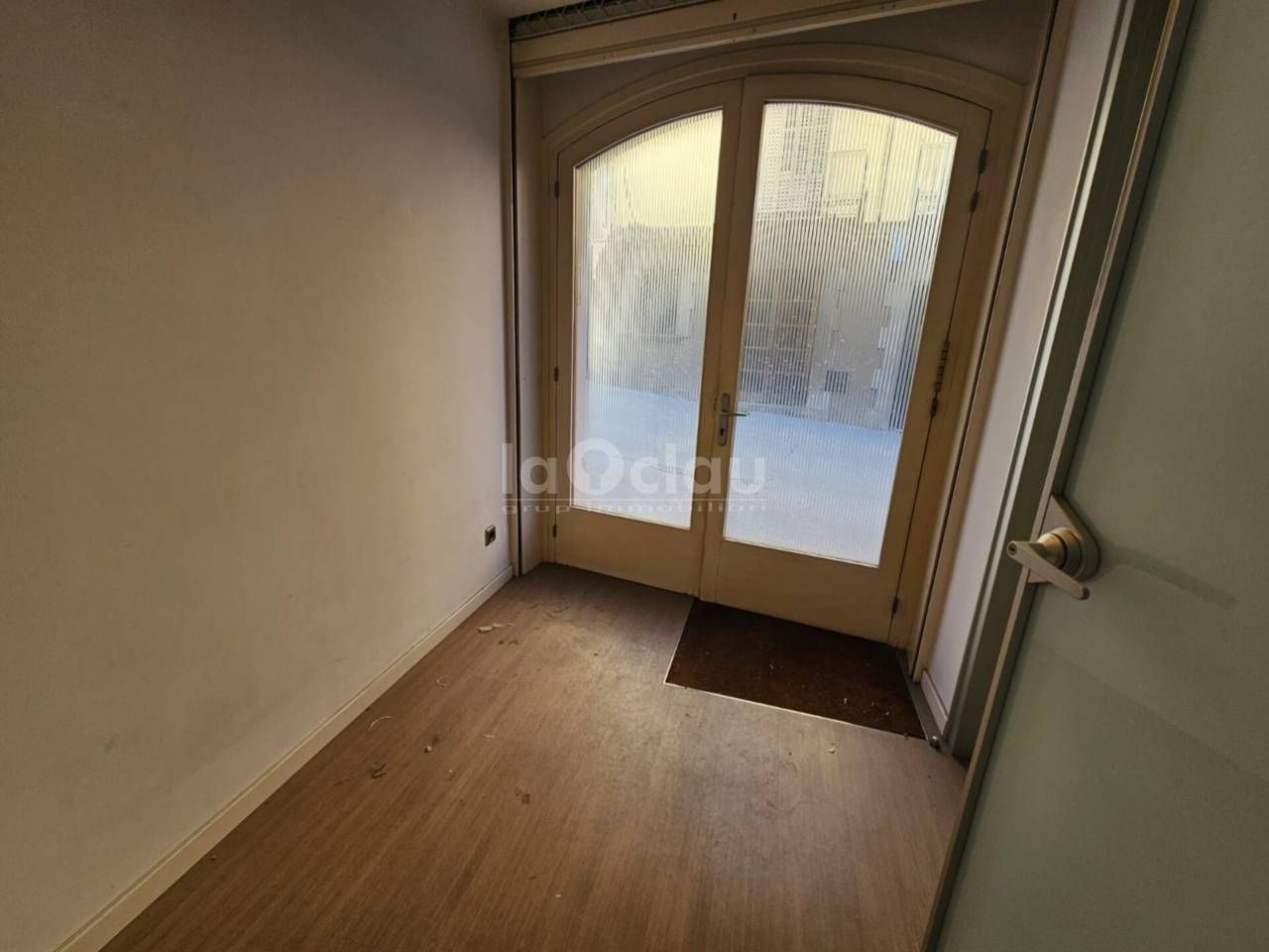Bedroom of Office to rent in Tona  with Air Conditioner