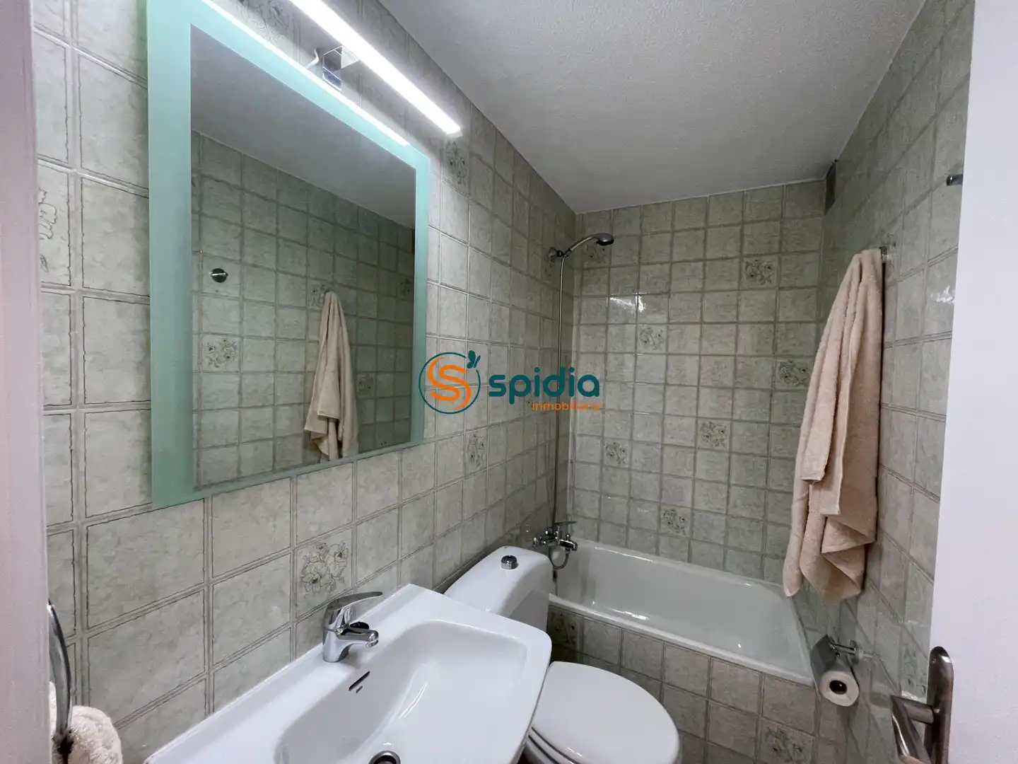 Baño de Apartamento de alquiler en Águilas con Balcón