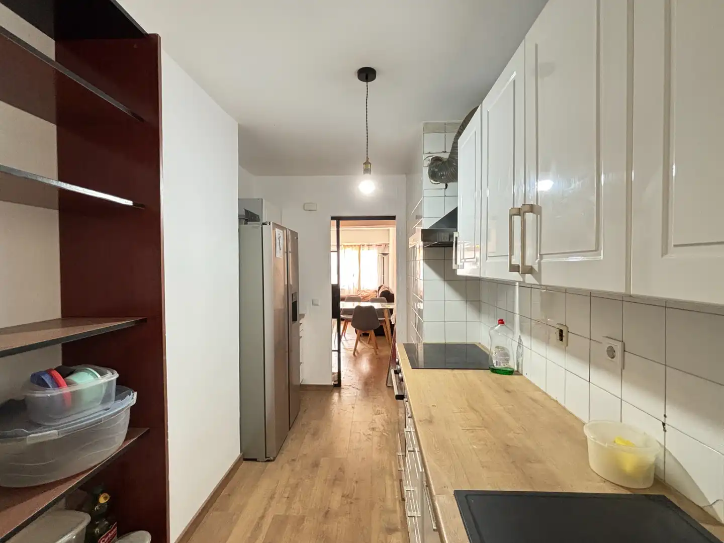 Cocina de Piso en venta en Santiago de Compostela  con Calefacción, Trastero y Amueblado