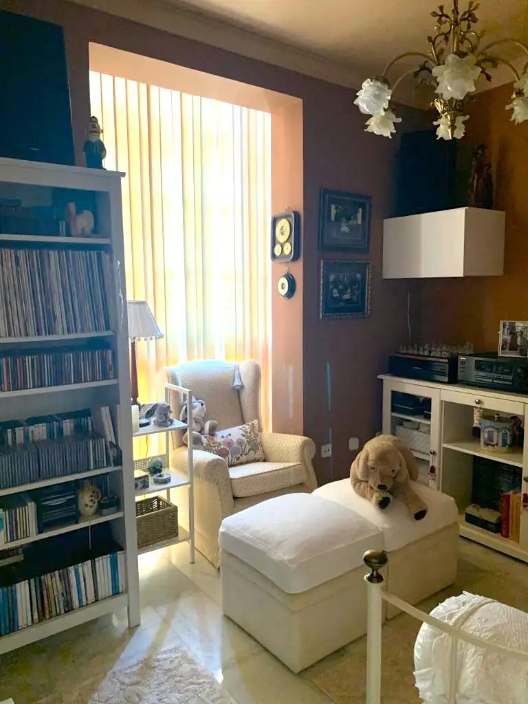 Sala d'estar de Casa o xalet en venda en El Puerto de Santa María amb Aire condicionat i Jardí privat