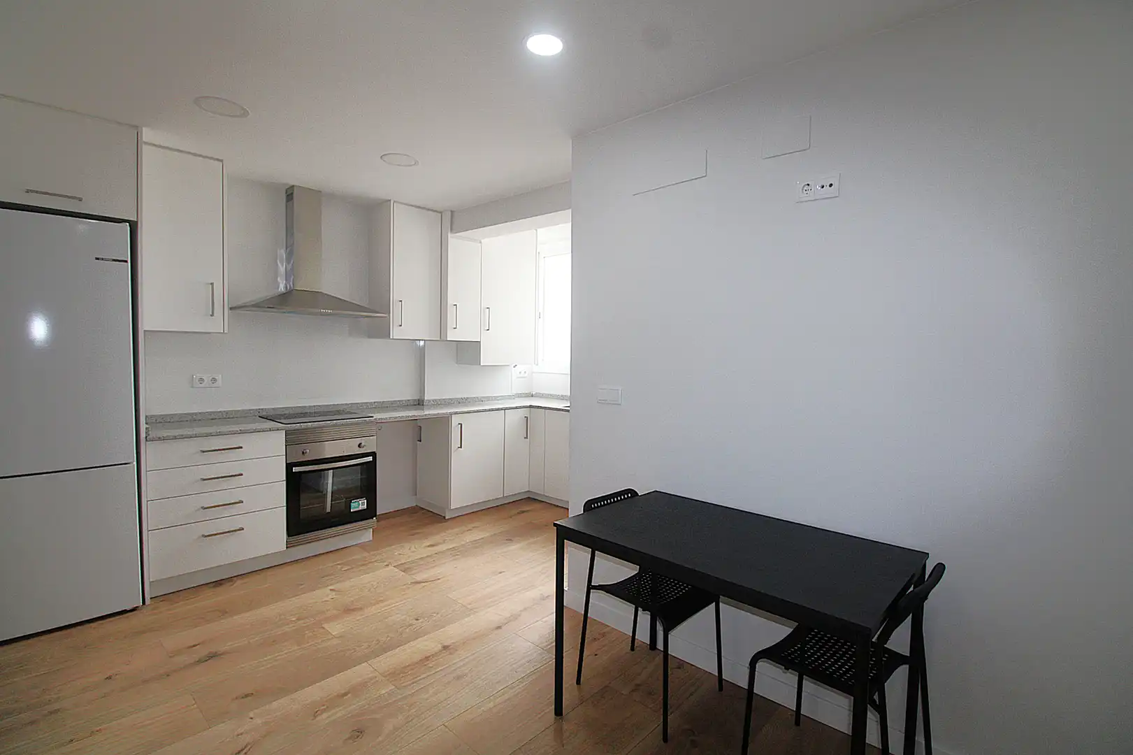 Apartamento de alquiler en Passeig de la Petxina, Nou Moles