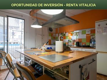 Piso con balcón en venta en Carrer de València
