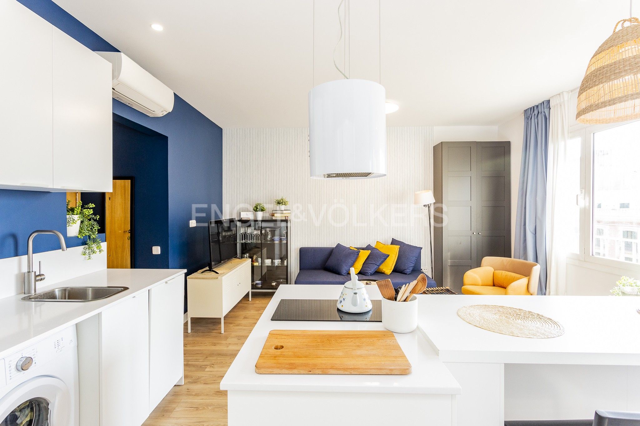 Sala d'estar de Apartament en venda en  Barcelona Capital amb Aire condicionat, Calefacció i Parquet