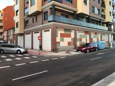 Local comercial en venda a Calle Jose Aguado 48 24005 Leon