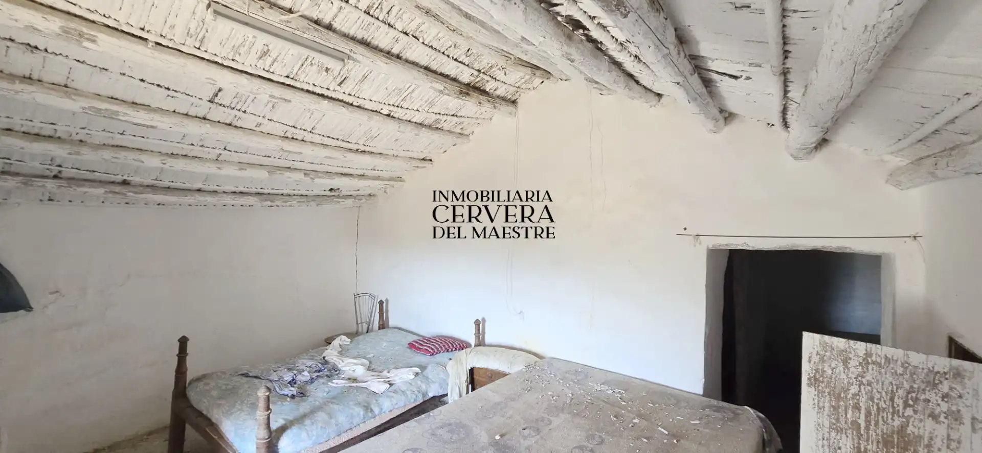 Schlafzimmer von Country house zum Verkauf in Sierra Engarcerán