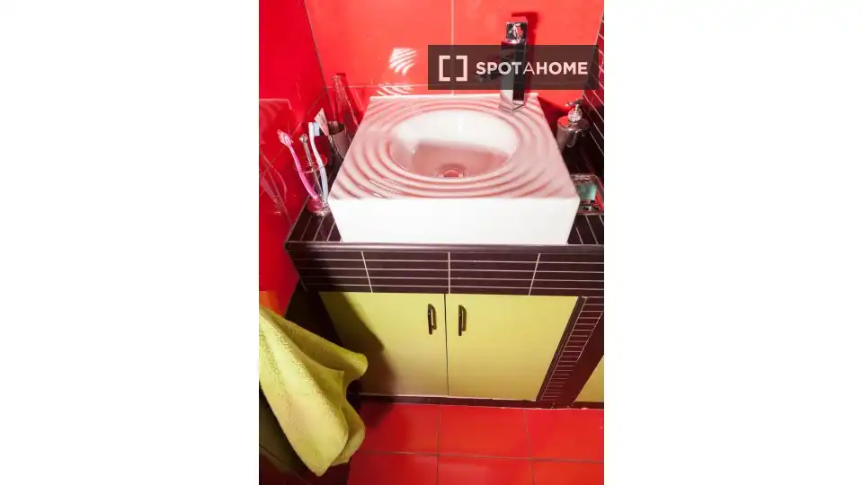 Bany de Pis de lloguer en Centro